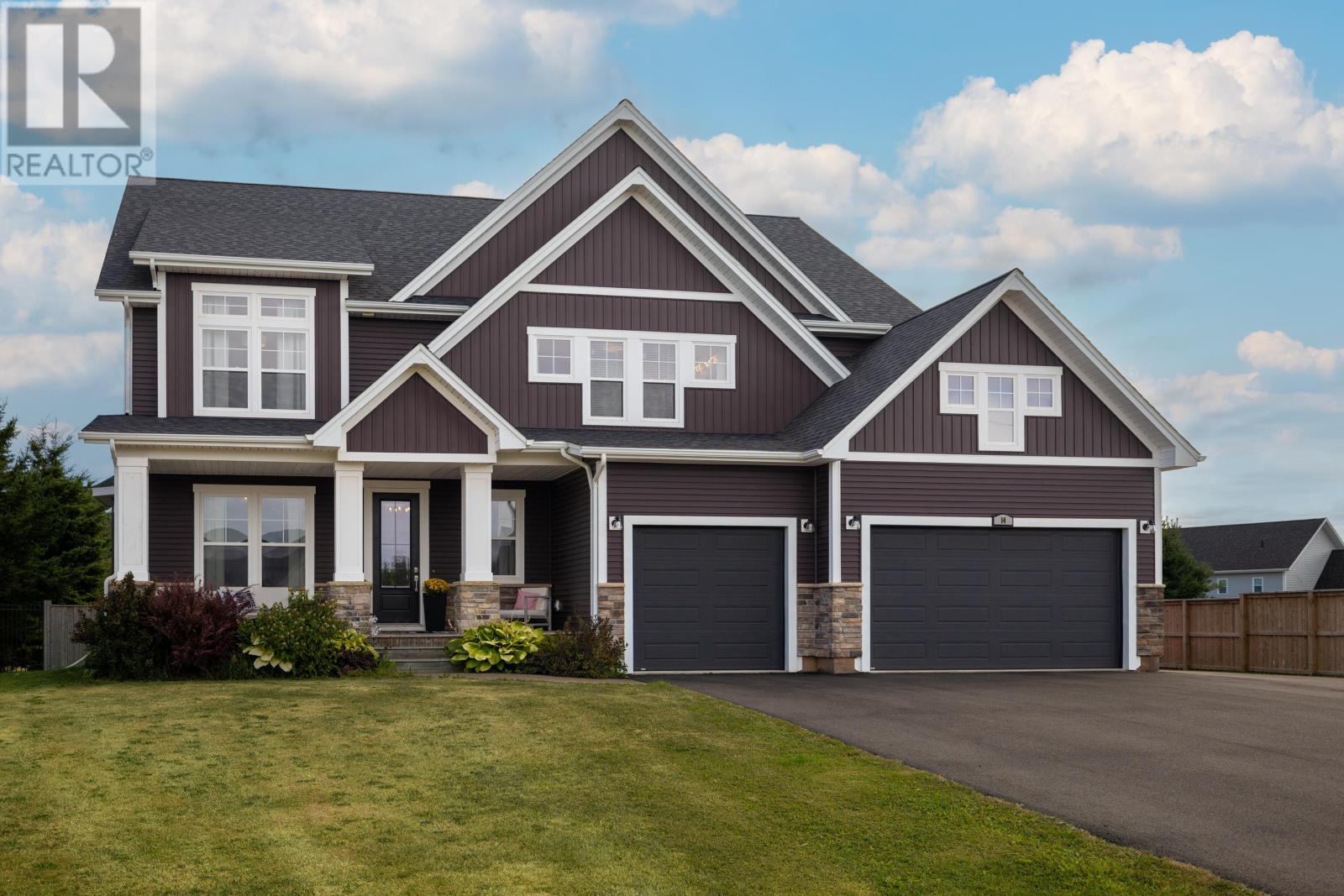 14 Craigavon Ct, Stratford, PE C1B 4C4