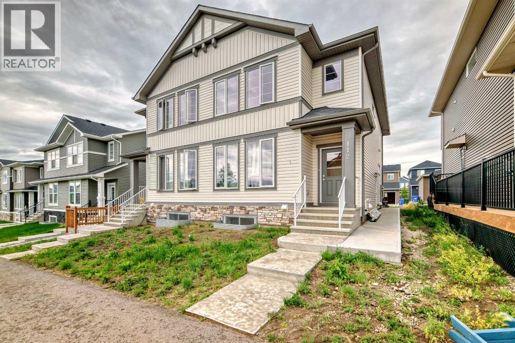 112 Ambleton St NW, Calgary, AB T3P 1W5