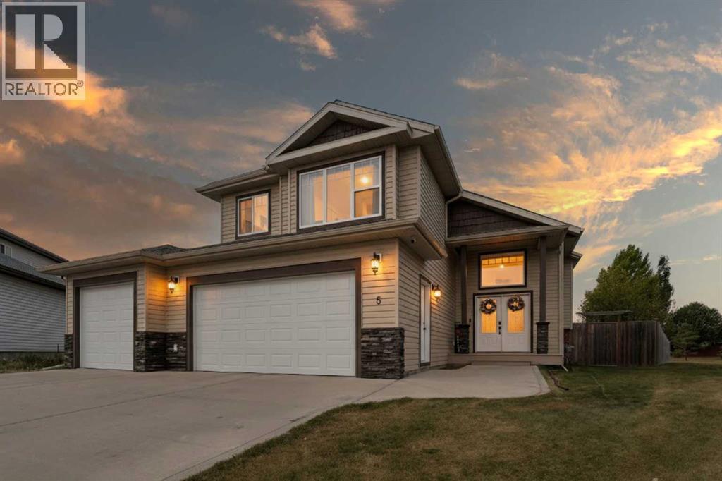 5 Hodgstreet Pl, Sylvan Lake, AB T4S 0C5