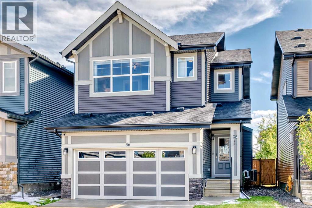 36 Sundown Ave, Cochrane, AB T4C 2T3