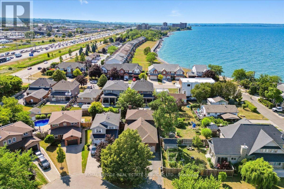 6 Grandview Ave, Hamilton, ON L8E 5A5