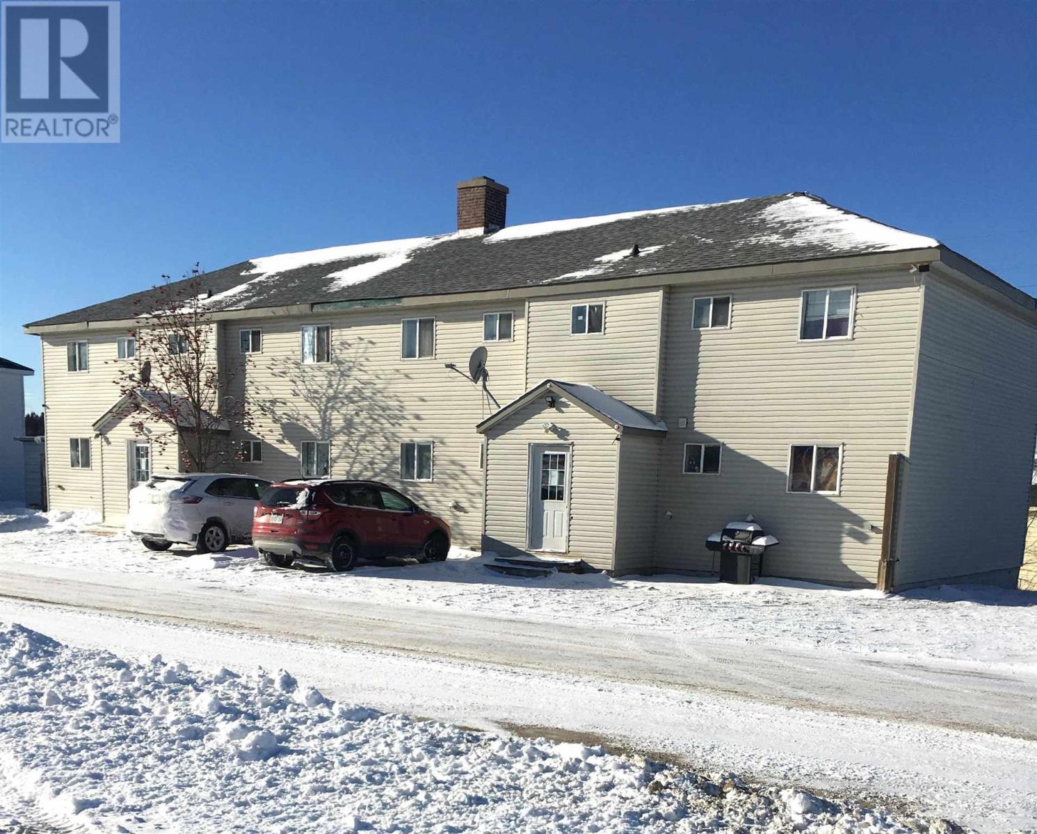 2 Whitman Ct, Marathon, ON P0T 2E0