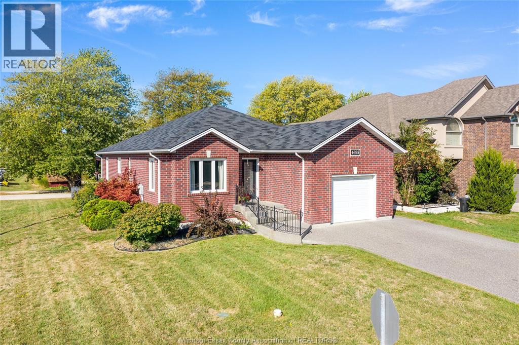 4695 Jessica Way, Windsor, ON N9G 2S5