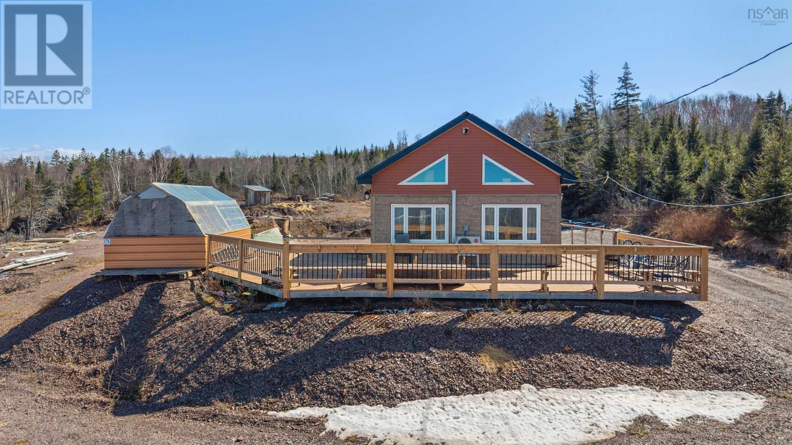 1524 Highway 215, Tennecape, NS B0N 2R0