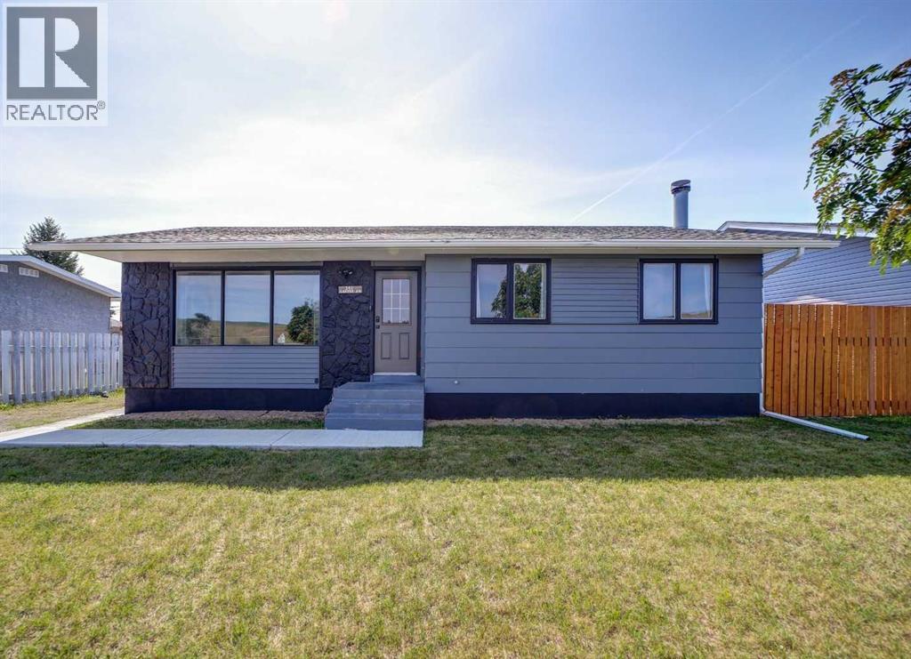 340 Canyon Dr, Pincher Creek, AB T0K 1W0