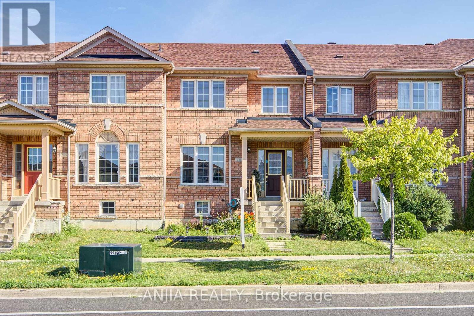 706 Castlemore Ave, Markham, ON L6E 1M9