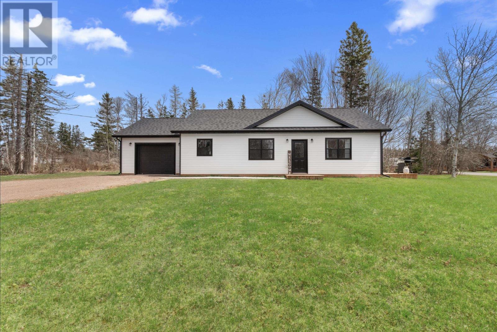 734 St Charles Rd, Souris, PE C0A 2B0