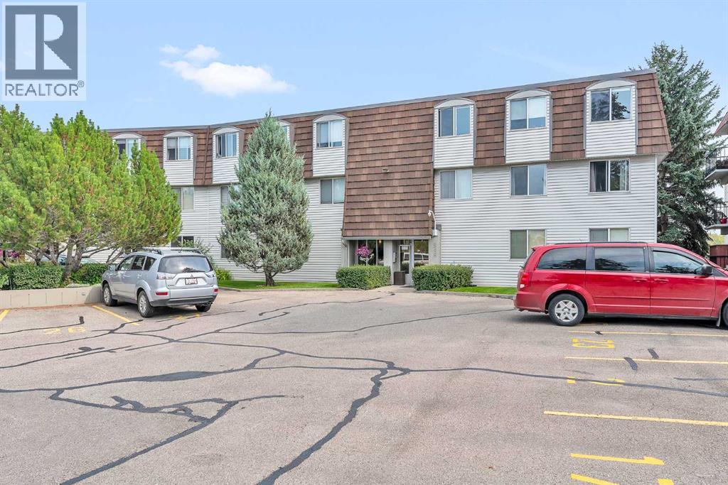 516 Cedar Crescent Sw Unit 102, Calgary, AB T3C 2Y8