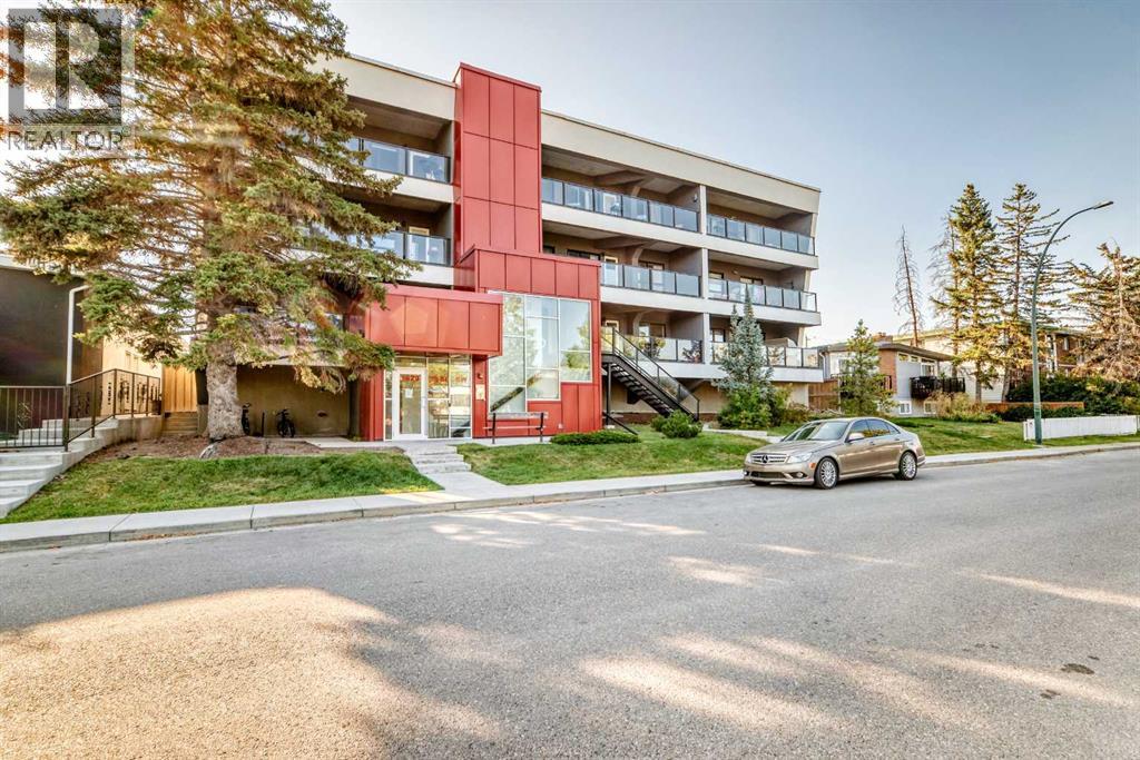 1629 38 Street Sw Unit 202, Calgary, AB T3C 1T8