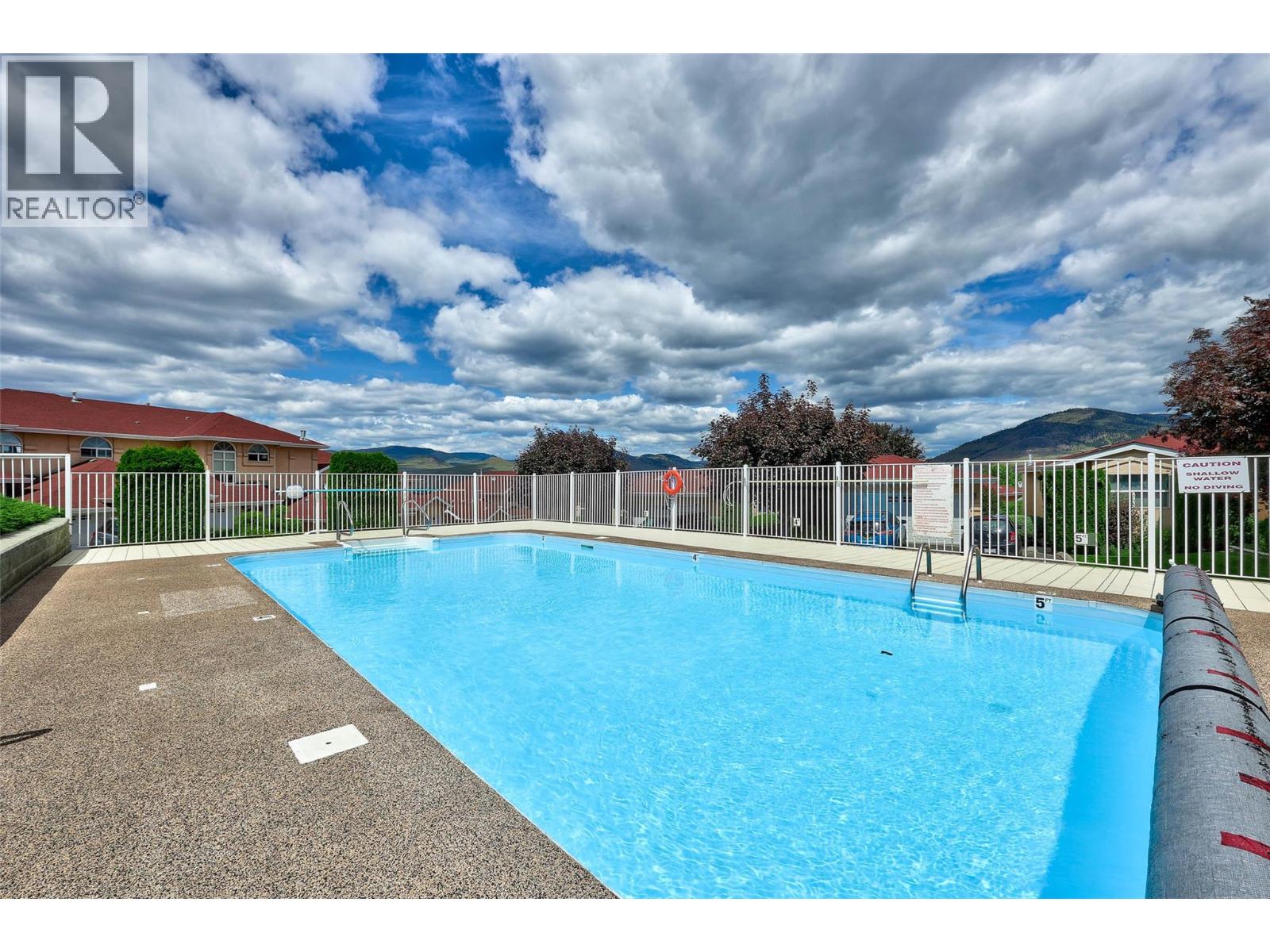 15 Hudsons Bay Trail Unit 813, Kamloops, BC V2C 6S6