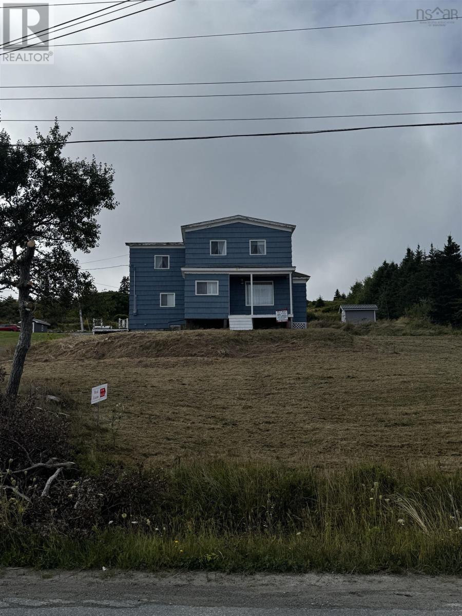 20 Hurst St, Canso, NS B0H 1H0