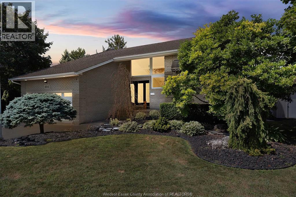 252 Turner, Amherstburg, ON N9V 3T3