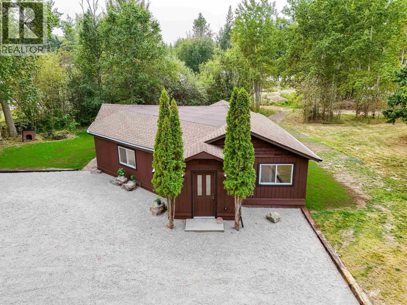 2446 Red Bluff Rd, Quesnel, BC V2J 6C2