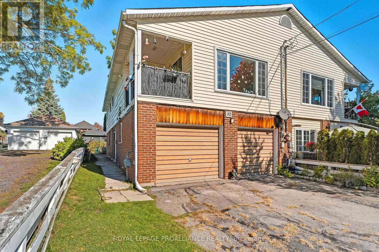 32 James St W, Cobourg, ON K9A 2J9