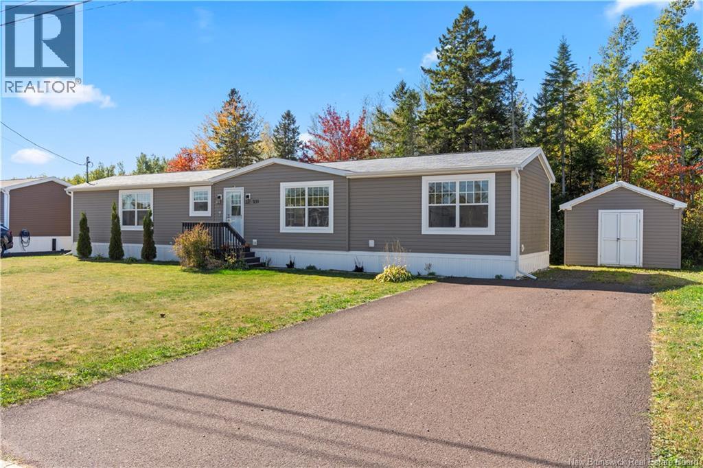 231 Bonaventure St, Shediac, NB E4P 0G9