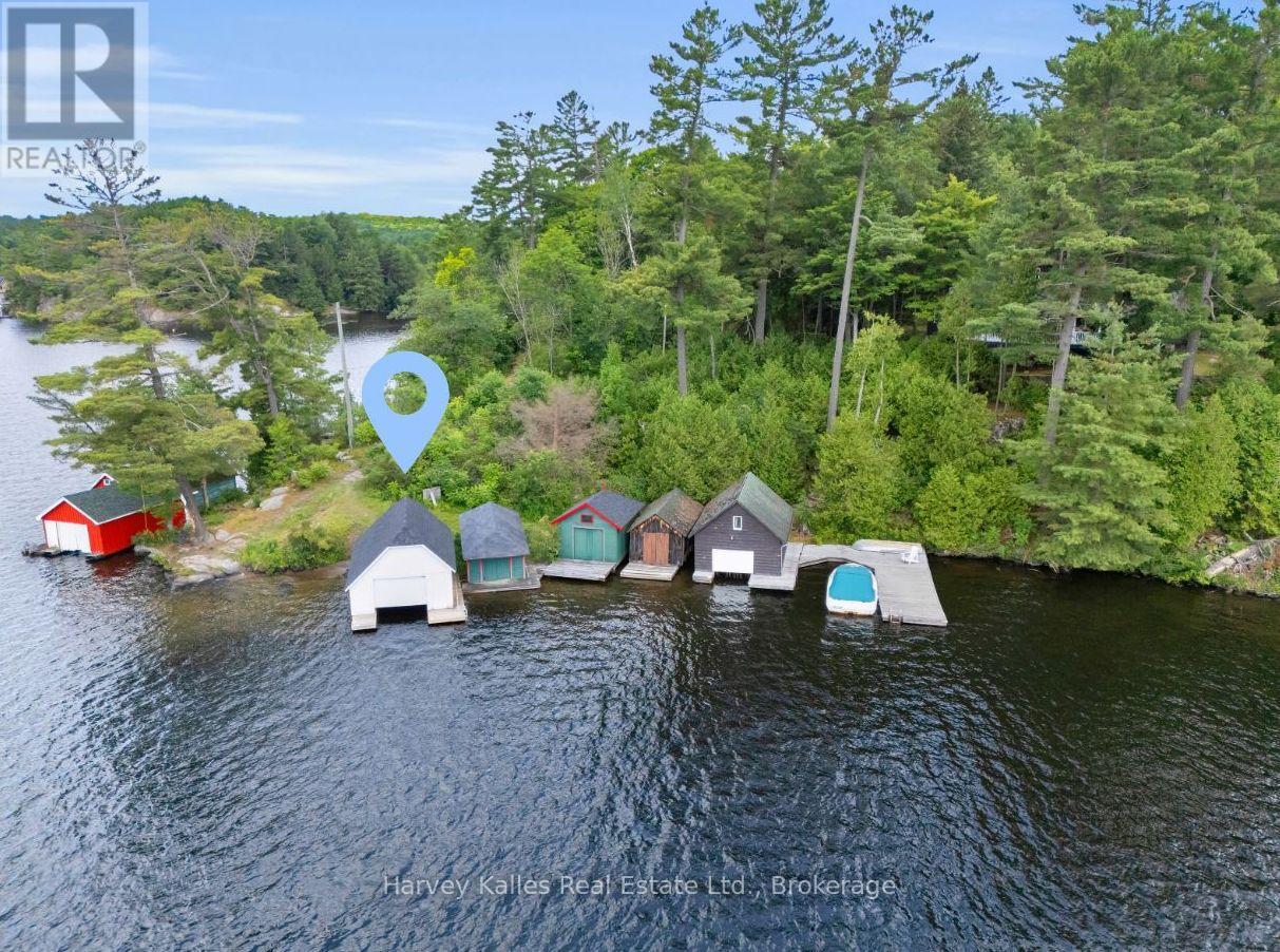15 Victoria St, Seguin, ON P0C 1J0