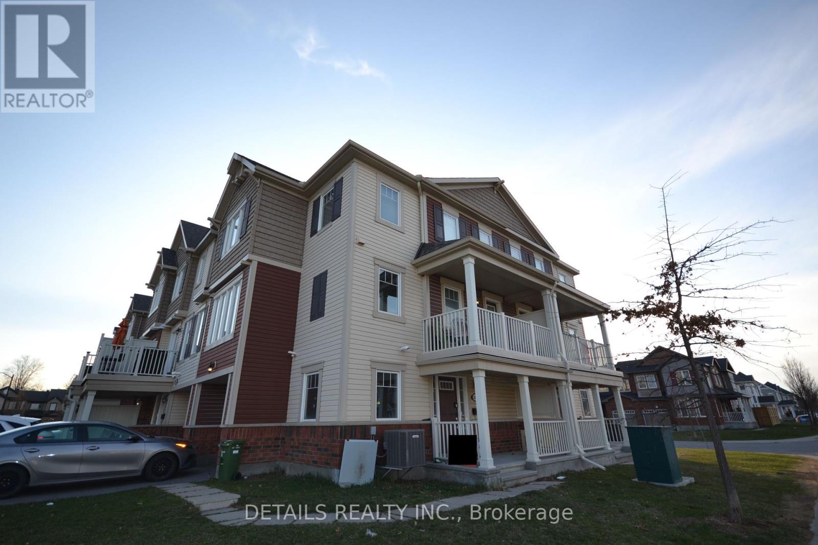 530 Snow Goose St, Ottawa, ON K2J 0T3