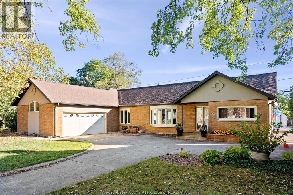 3740 Ouellette, Windsor, ON N9E 3M7