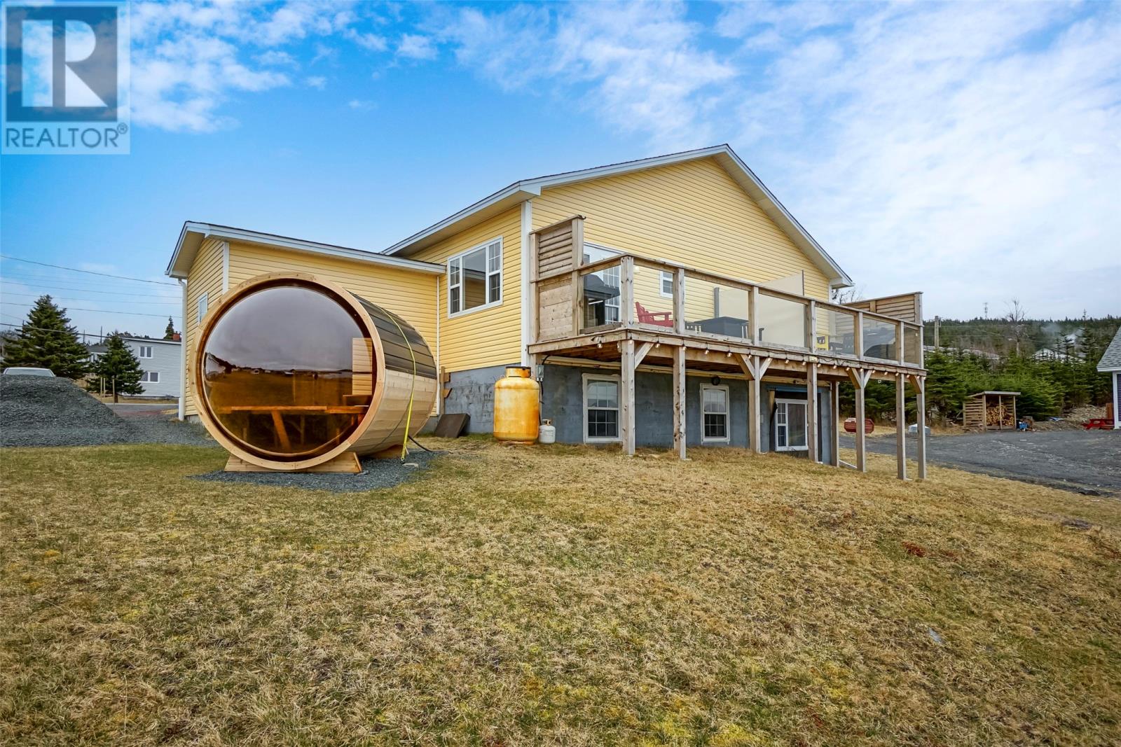 315 Main Rd, Whiteway, NL A0B 3L0