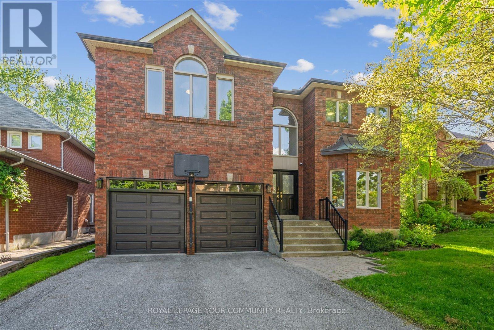 136 Markwood Ln, Vaughan Crestwood-springfarm-yorkhill, ON L4J 7K6