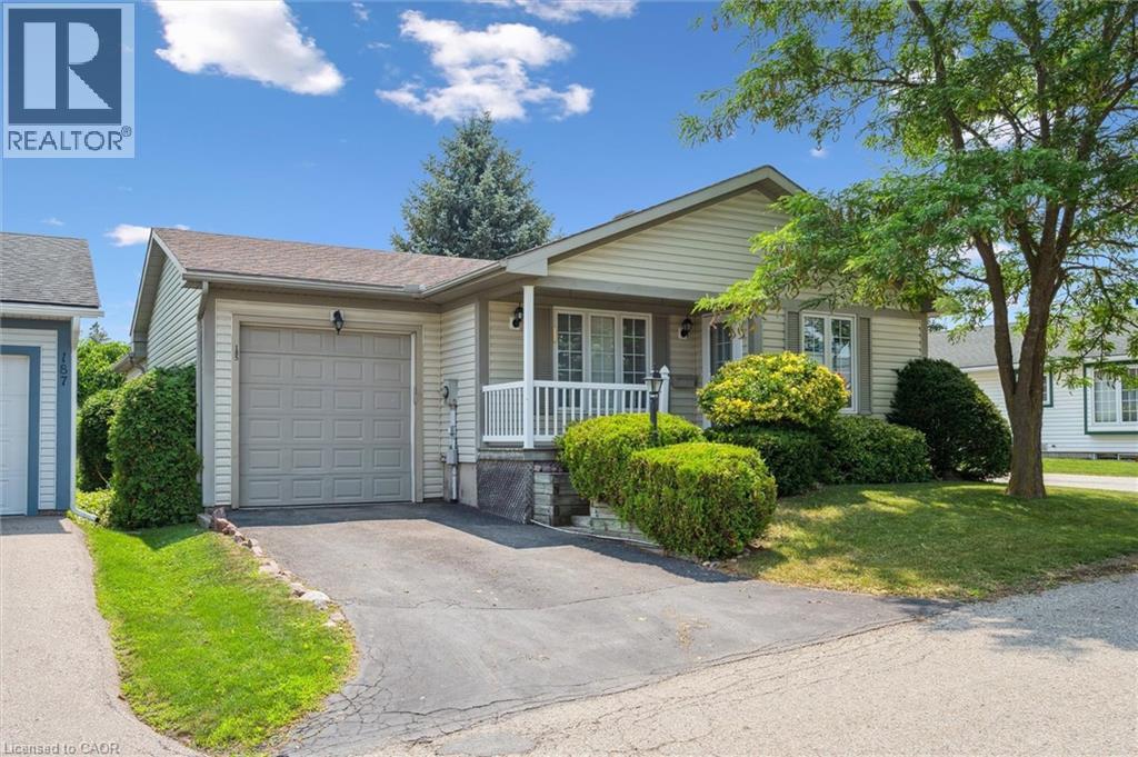 185 Wesley Cres, Waterloo, ON N2J 4G8