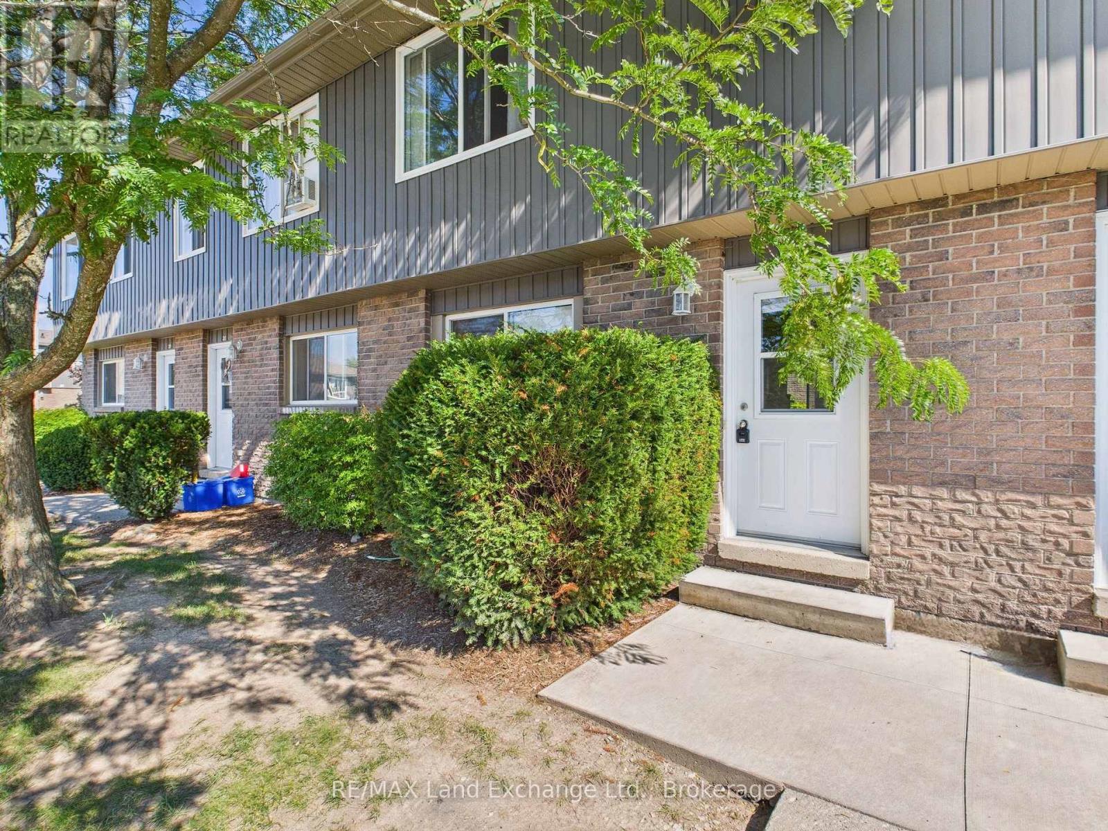 27 850 Walsh St, Kincardine, ON N2Z 1P1