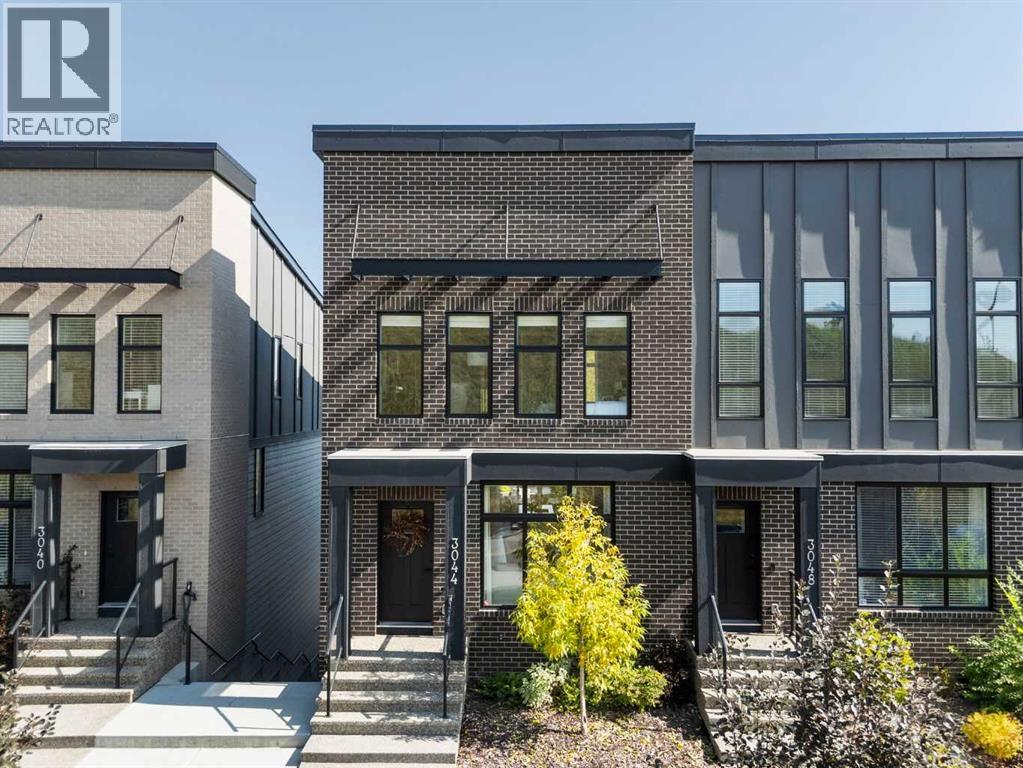 85 Street Sw Unit 3044, Calgary, AB T3H 6C7