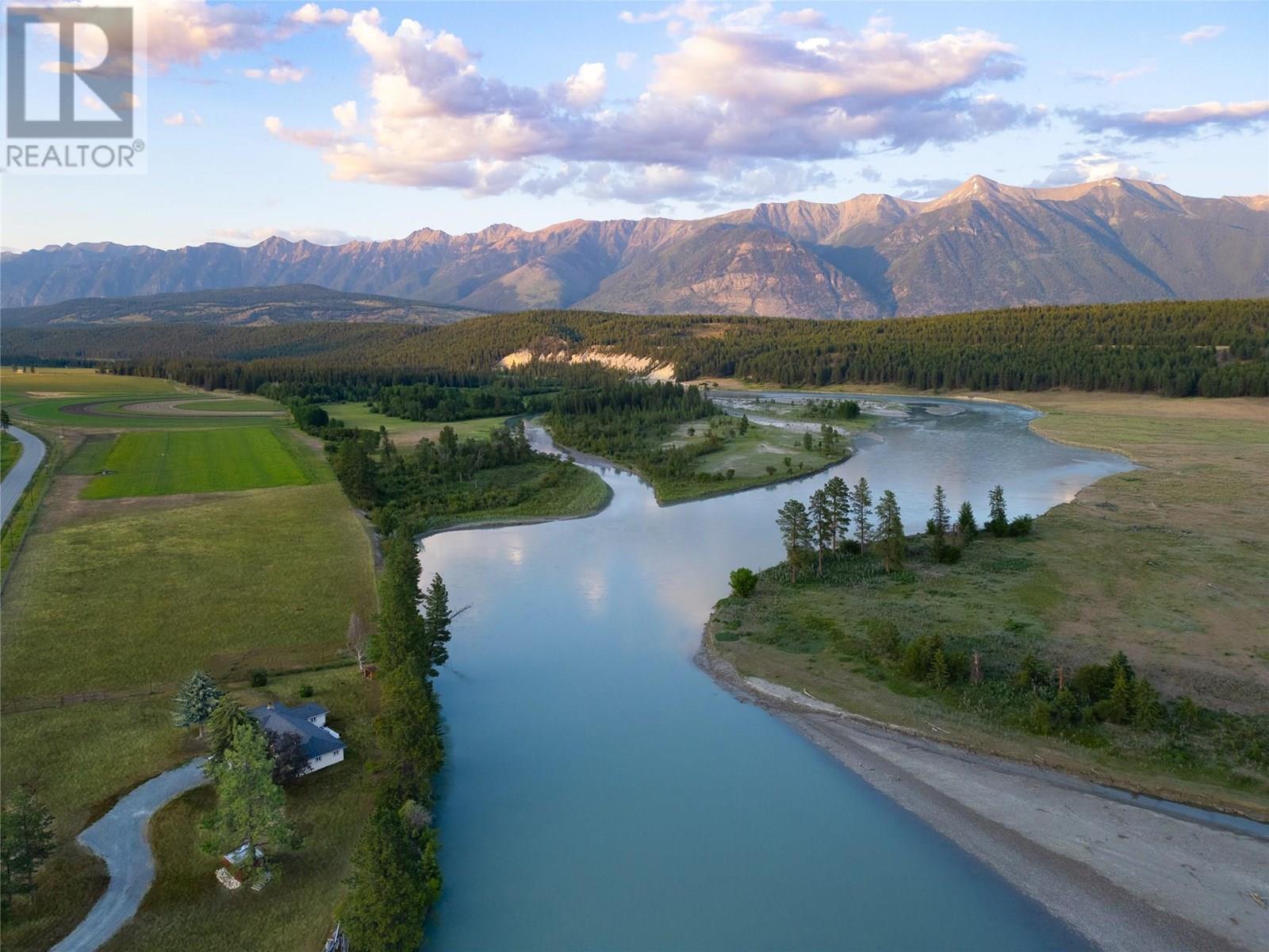 9395 Highway Unit 5496, Wasa, BC V0B 0A7