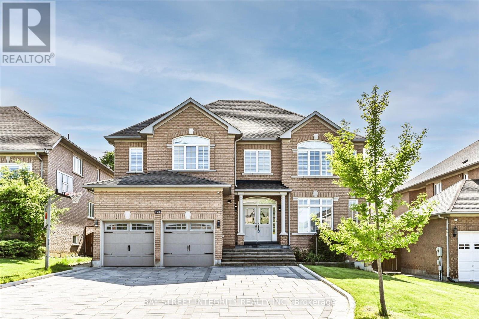 124 Spring Blossom Cres, Markham, ON L6C 1X4