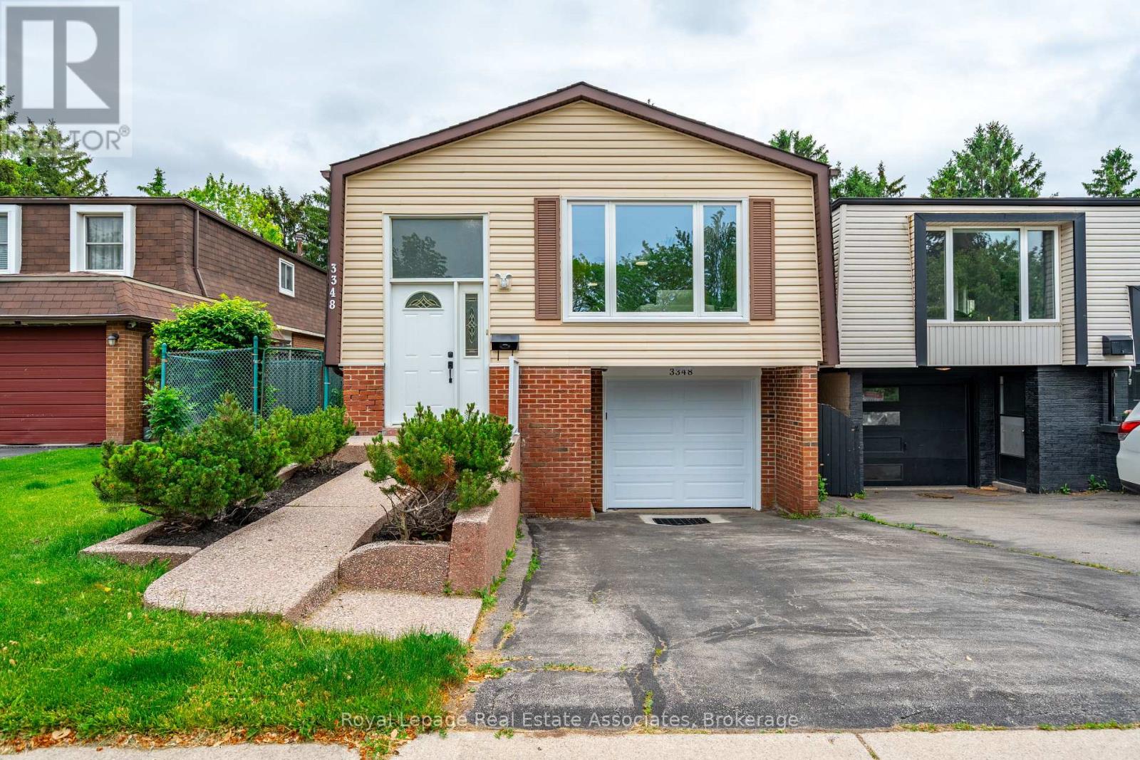 3348 Hannibal Rd, Burlington, ON L7M 1R7