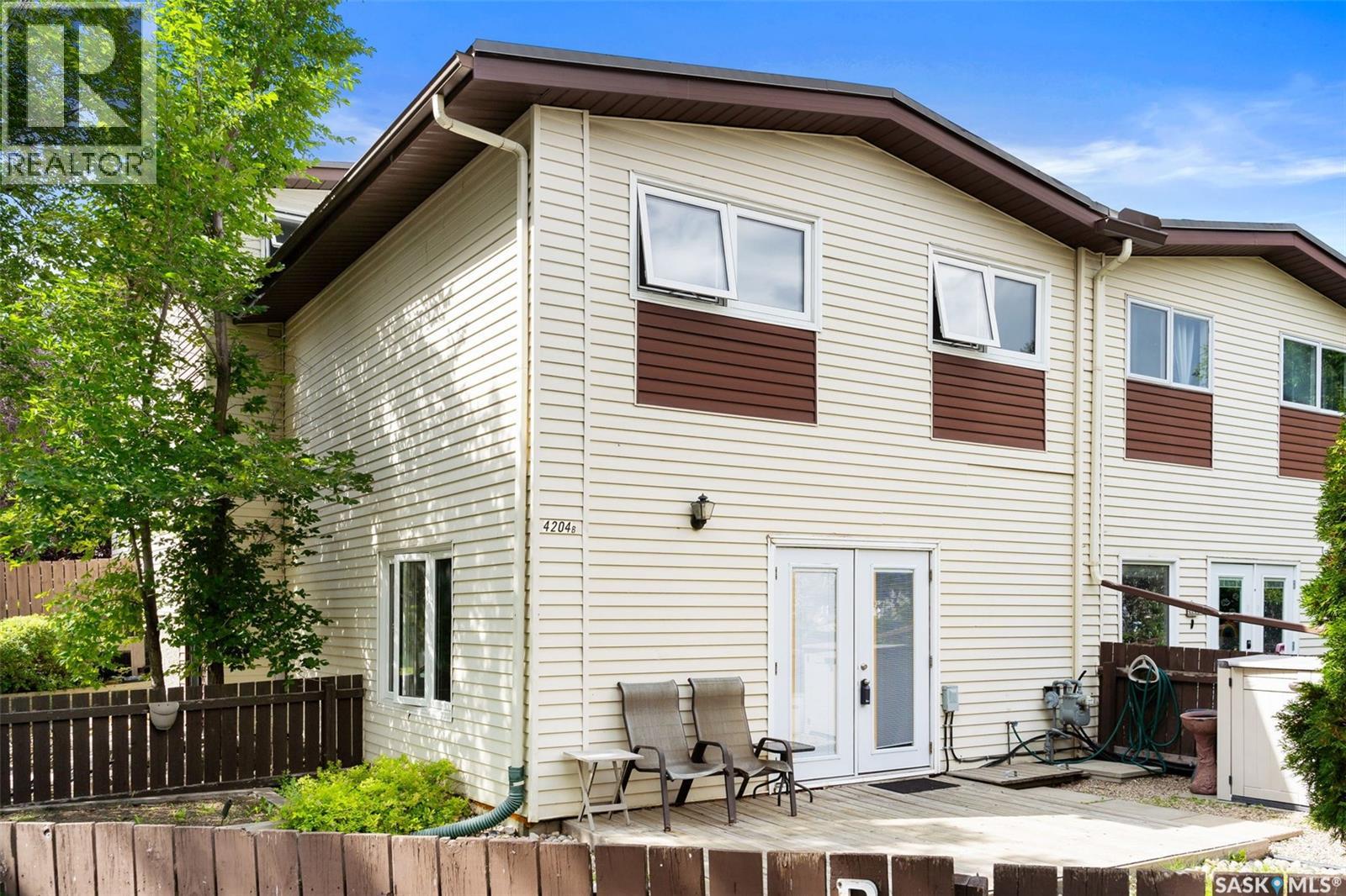 4204 Castle Road #b, Regina, SK S4S 4W1