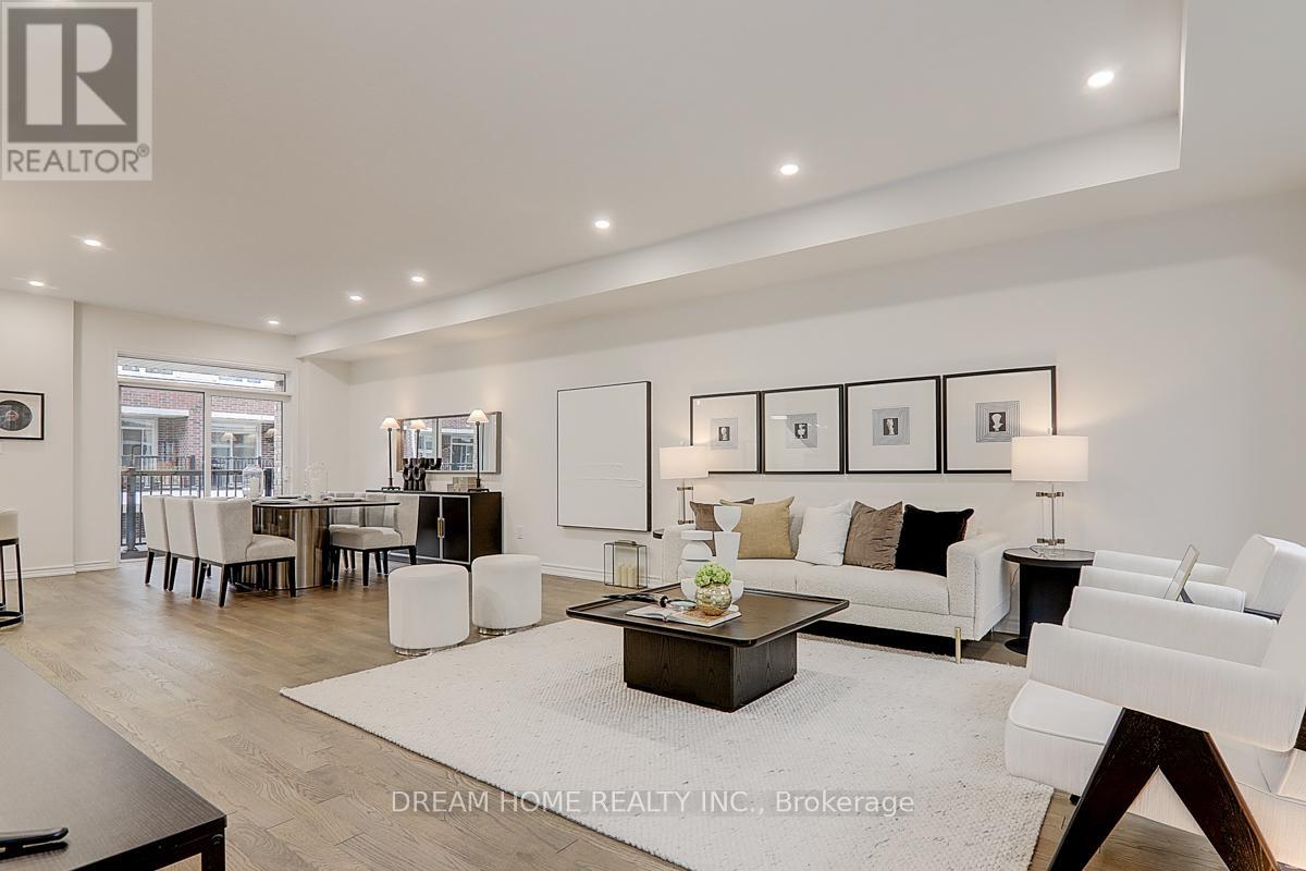 15 Chicago Ln, Markham, ON L6E 2B9