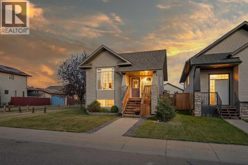 59 Inkster Close, Red Deer, AB T4R 0A7