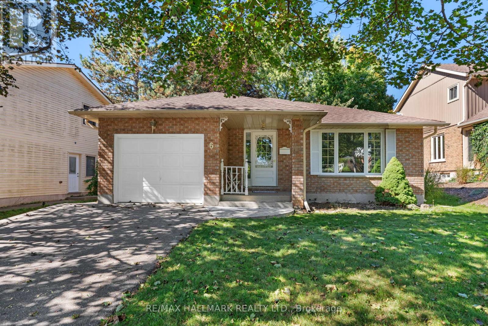 6 Youngman Dr, Guelph Kortright West, ON N1G 4H2