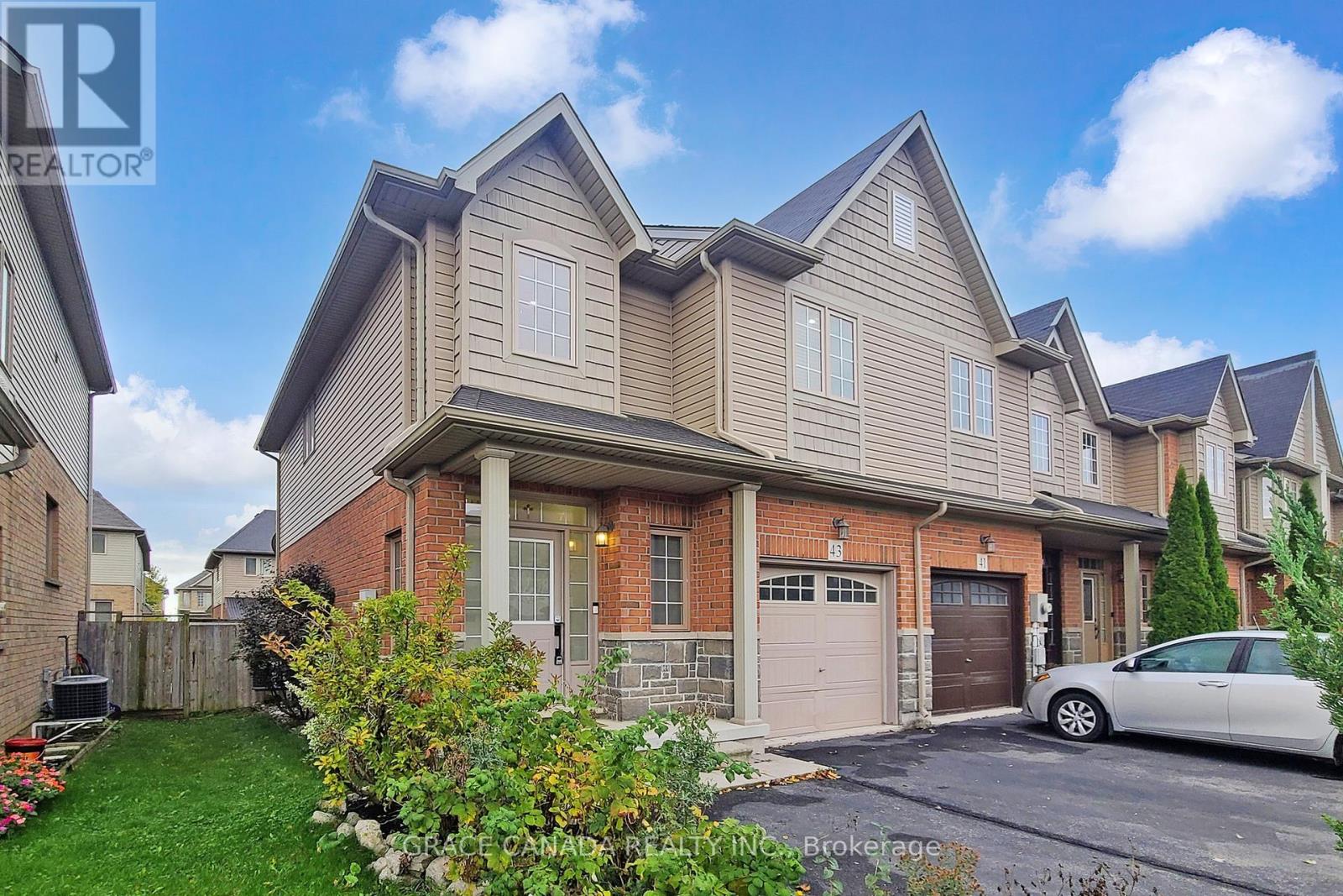 43 Bankfield Cres, Hamilton Stoney Creek Mountain, ON L8J 0C1