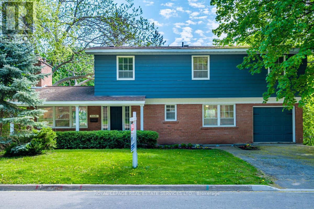 65 Wallace St, Vaughan West Woodbridge, ON L4L 2P2