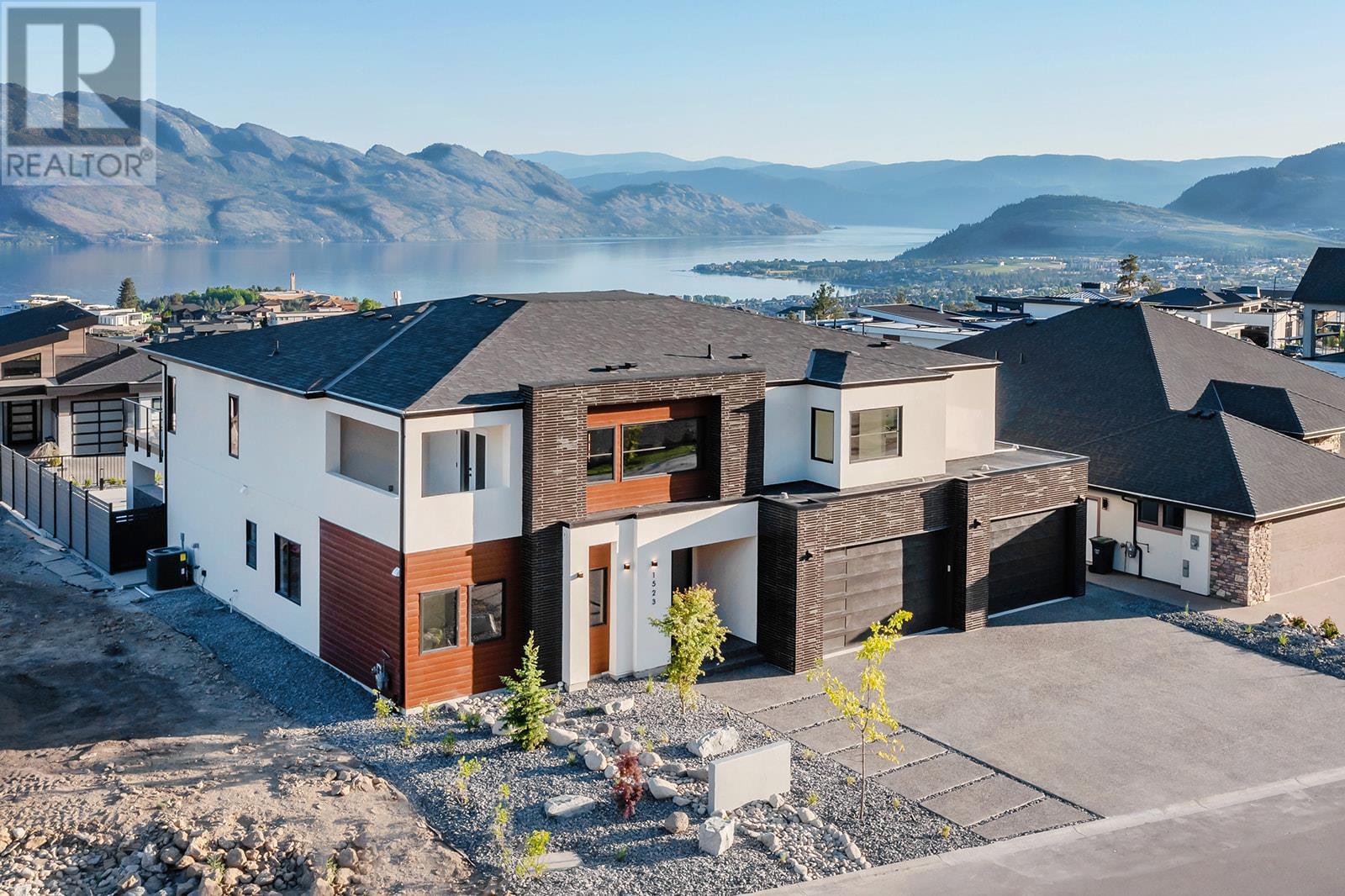 1523 Cabernet Way, Kelowna, BC V4T 0E1