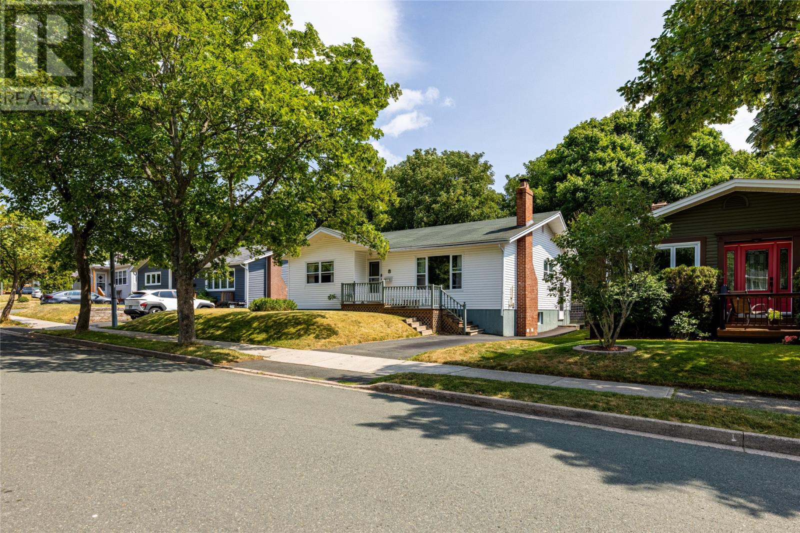 8 Oregan Rd, St. John's, NL A1A 2J9