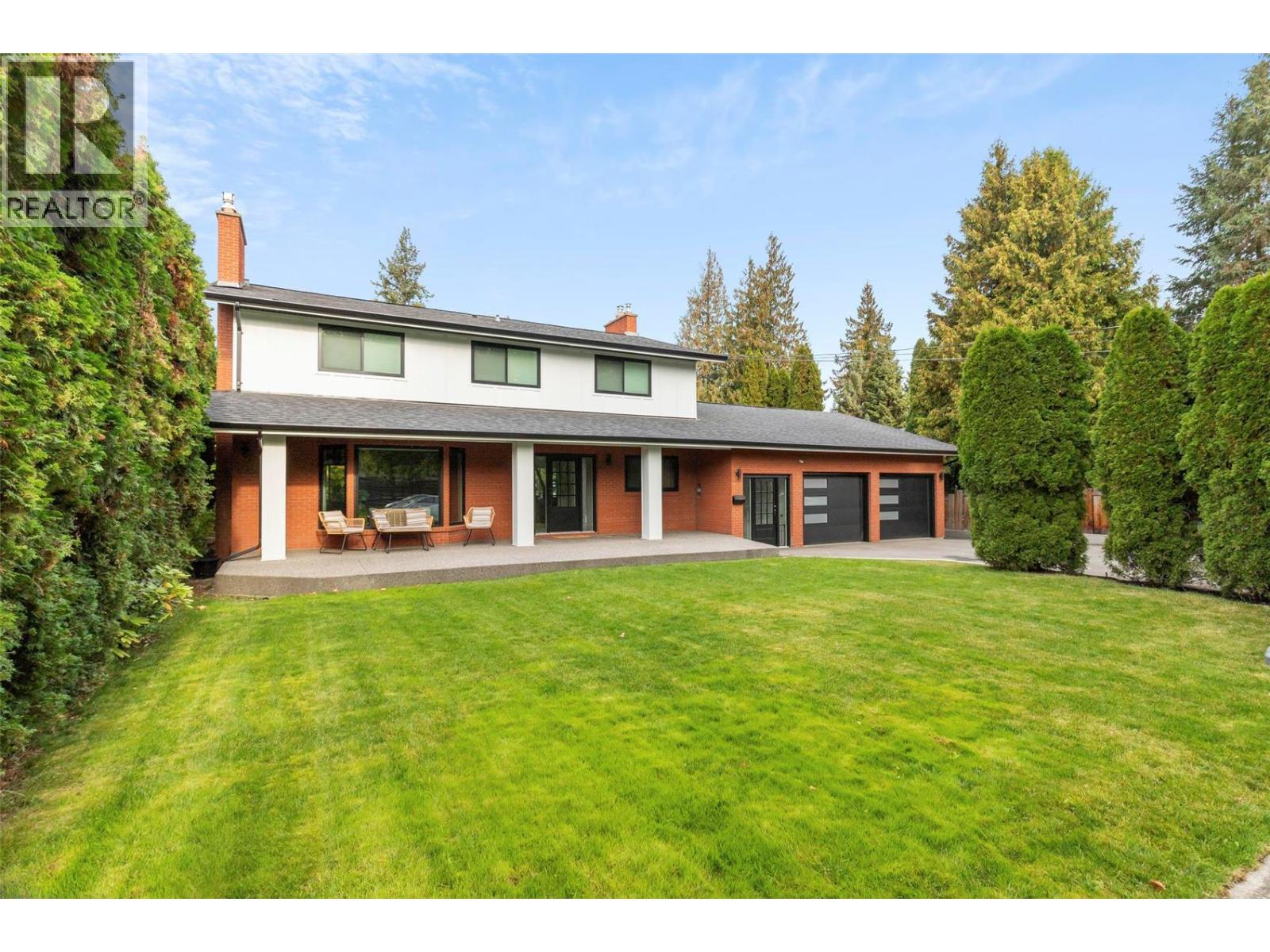 4540 Lakeshore Rd, Kelowna, BC V1W 1X2