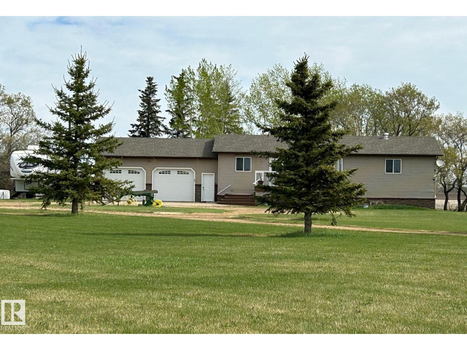 61101 Rge Rd 261, Rural Westlock County, AB T7P 2P4