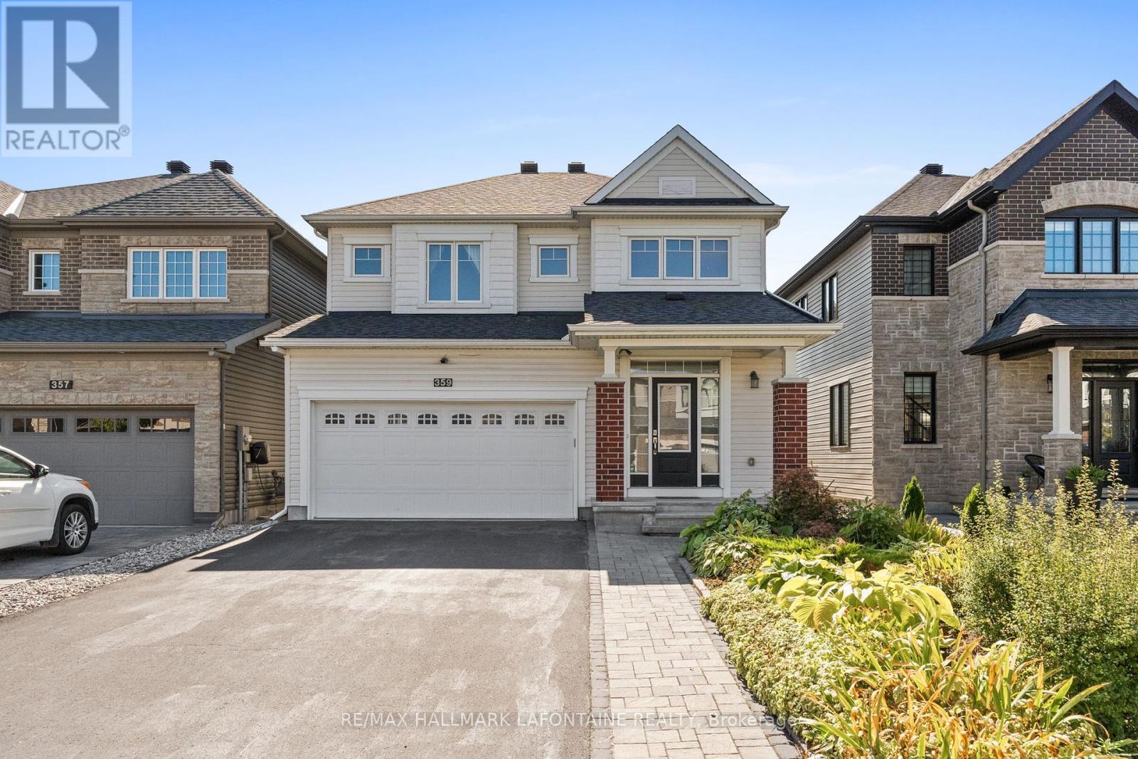 359 Hepatica Way, Ottawa, ON K4A 3W4