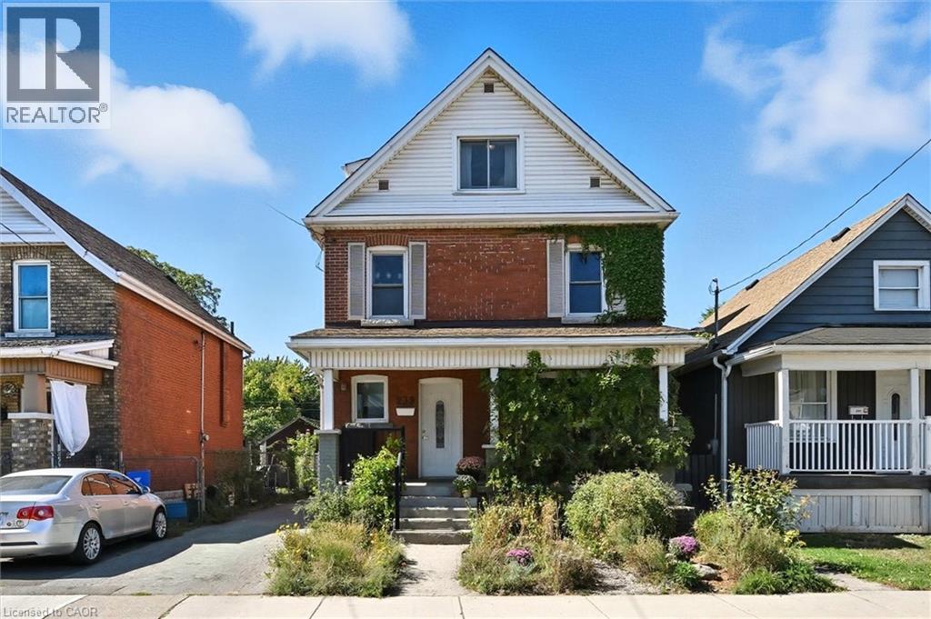 239 Rosslyn Ave N, Hamilton, ON L8L 7P9