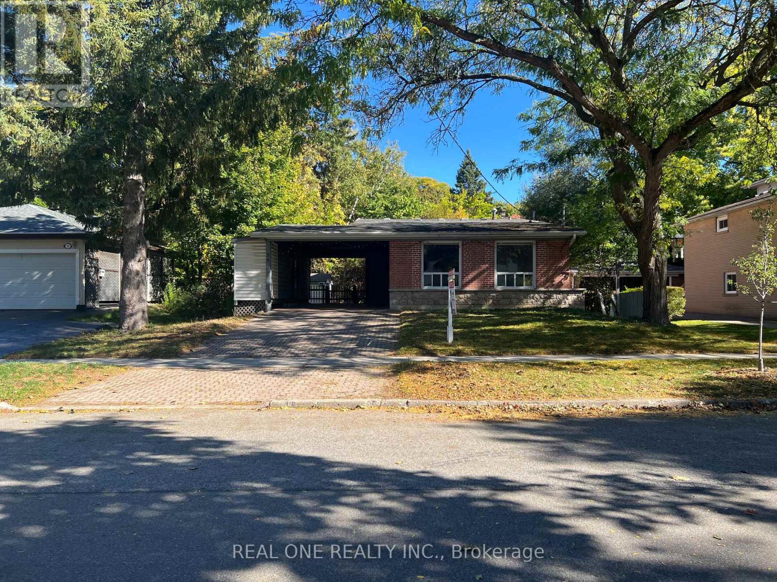 34 Shippigan Cres, Toronto, ON M2J 2G2