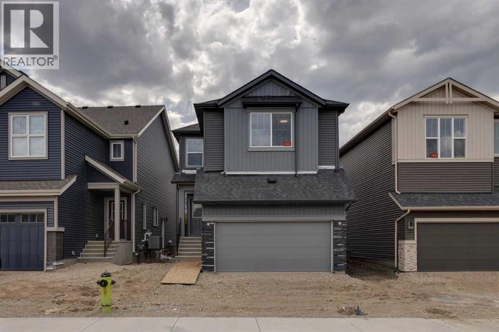 304 Edith Pl NW, Calgary, AB T3R 2E1