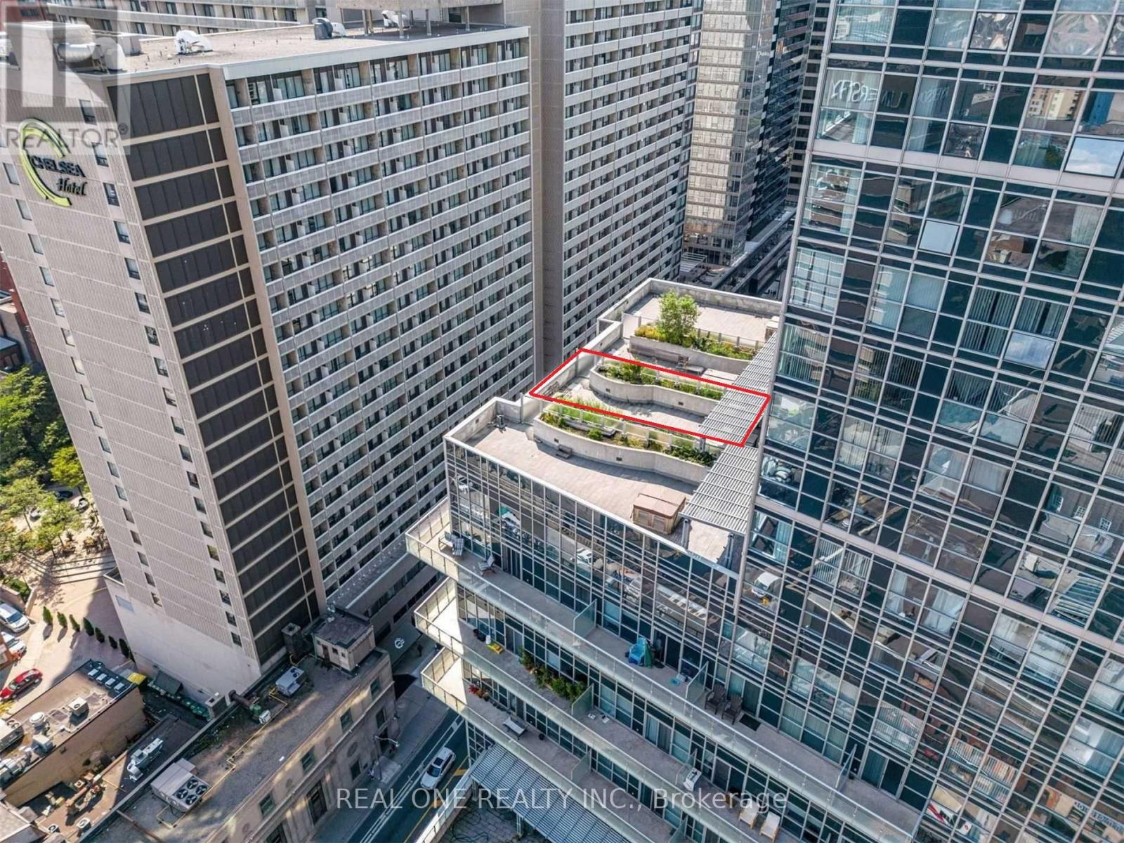 1408 386 Yonge St, Toronto, ON M5B 0A4