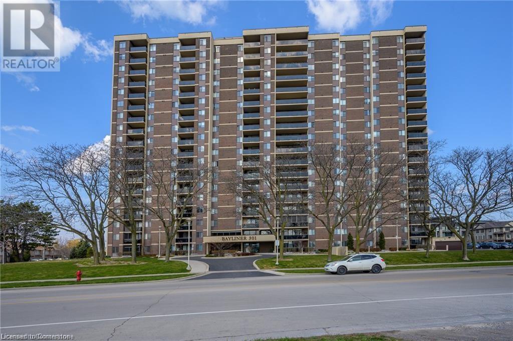 301 Frances Avenue Unit 1104, Hamilton, ON L8E 3W6