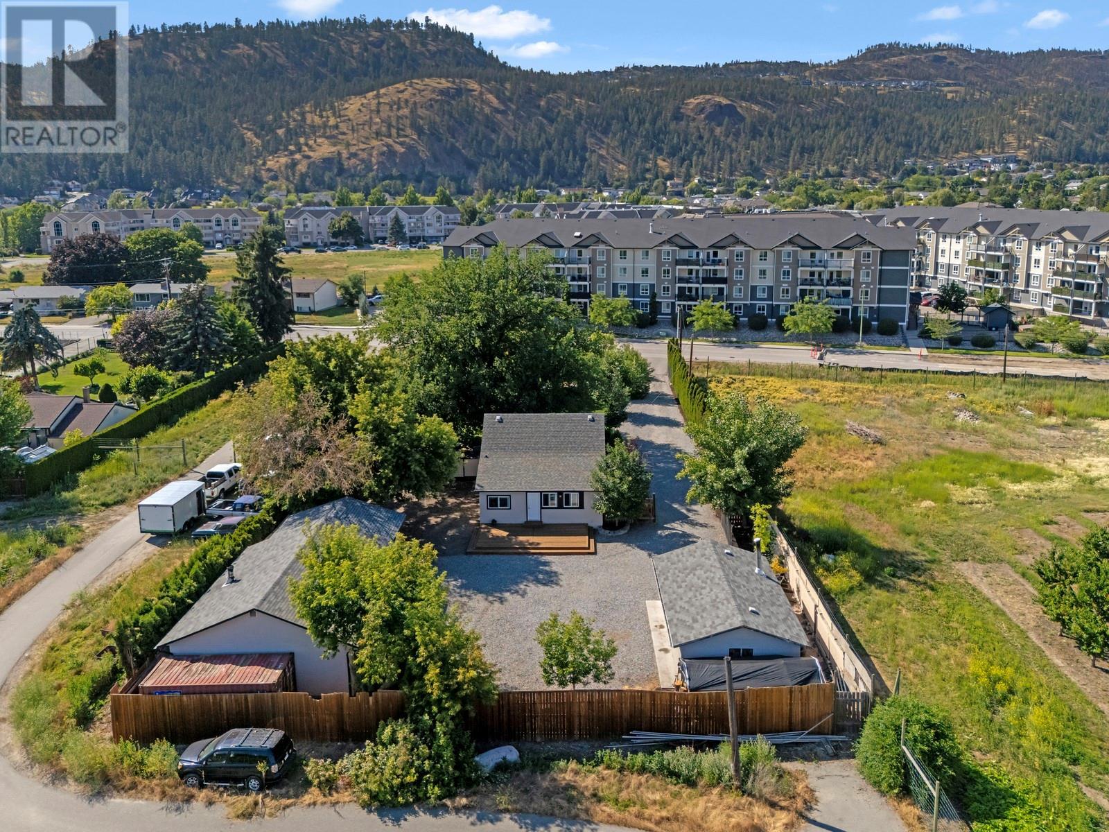 431 Valley Rd, Kelowna, BC V1V 2E5