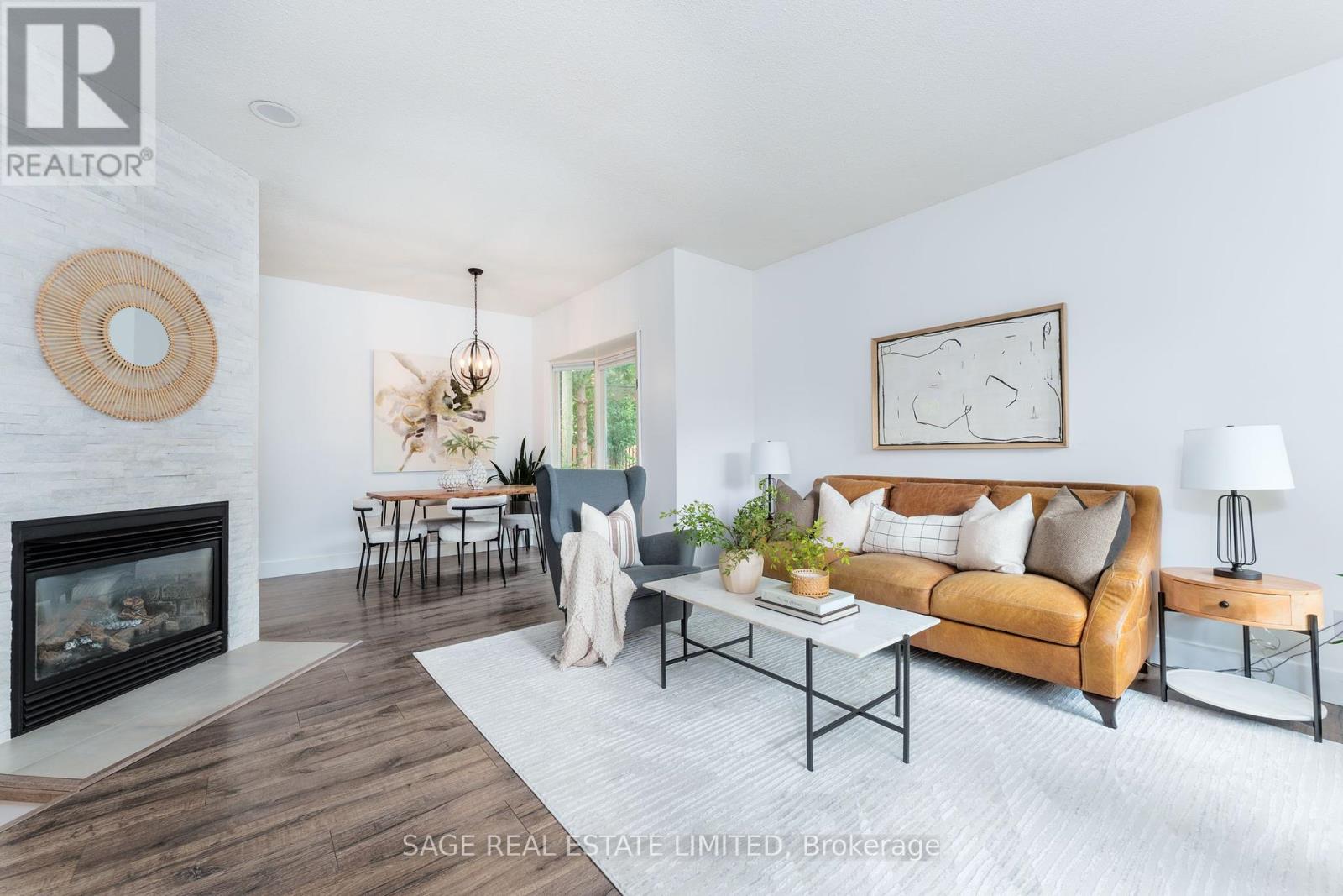 12 935 King Rd, Burlington, ON L7T 3L2