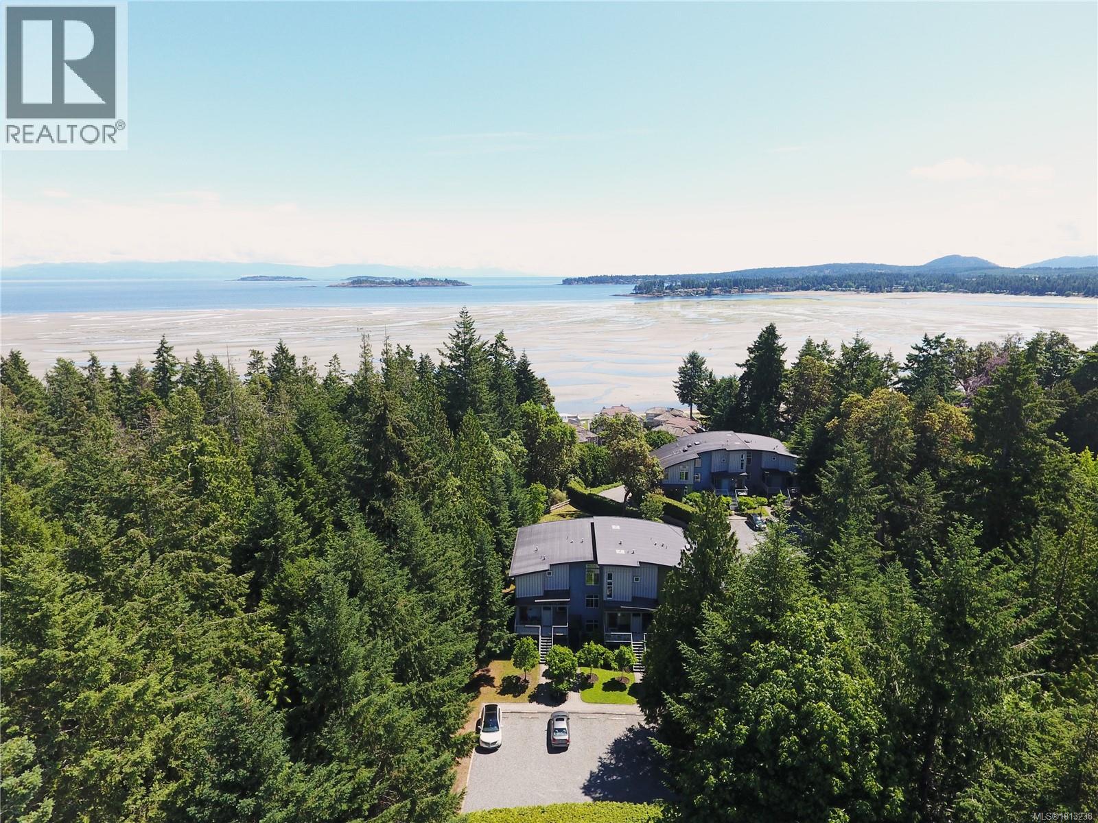 1059 Tanglewood Pl Unit 32 Pl, Parksville, BC V9P 2E2
