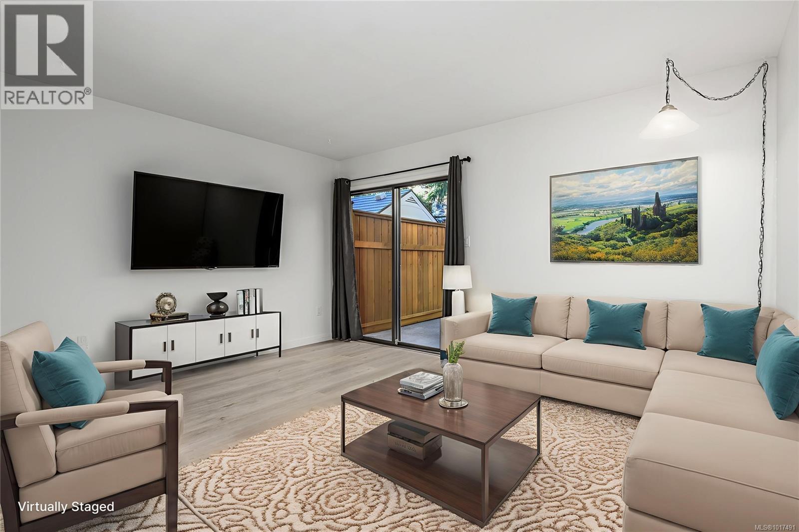951 17th St Unit 3 St, Courtenay, BC V9N 7P8